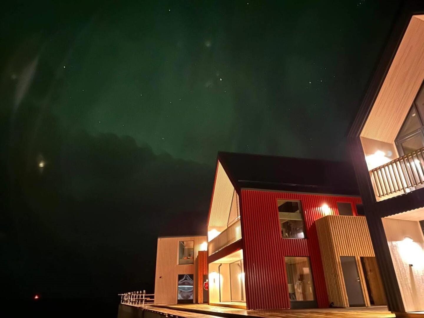 Stor Moderne Leilighet I Henningsvaer, 70 Kvm Εξωτερικό φωτογραφία