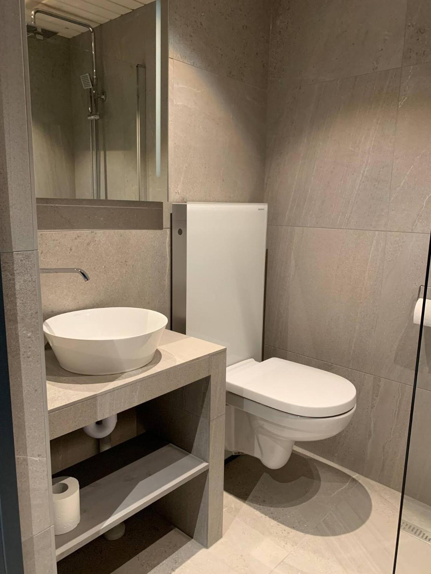 Stor Moderne Leilighet I Henningsvaer, 70 Kvm Εξωτερικό φωτογραφία